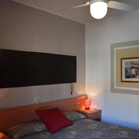 Al Pescatore Hotel *
